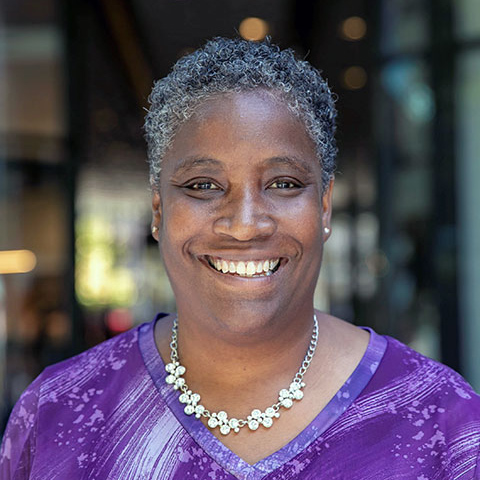 Karen Barr headshot